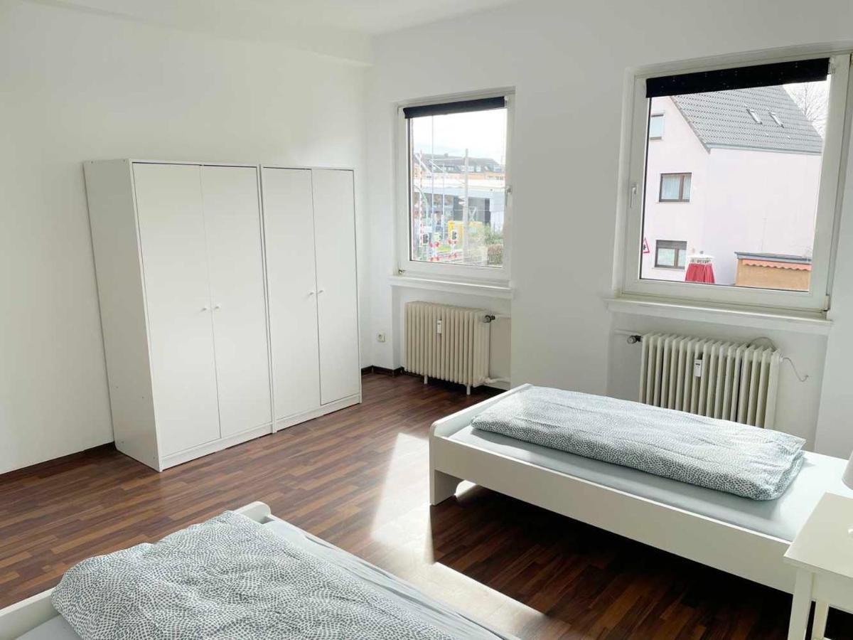 Apartment With 3 Rooms In Huerth Exterior photo